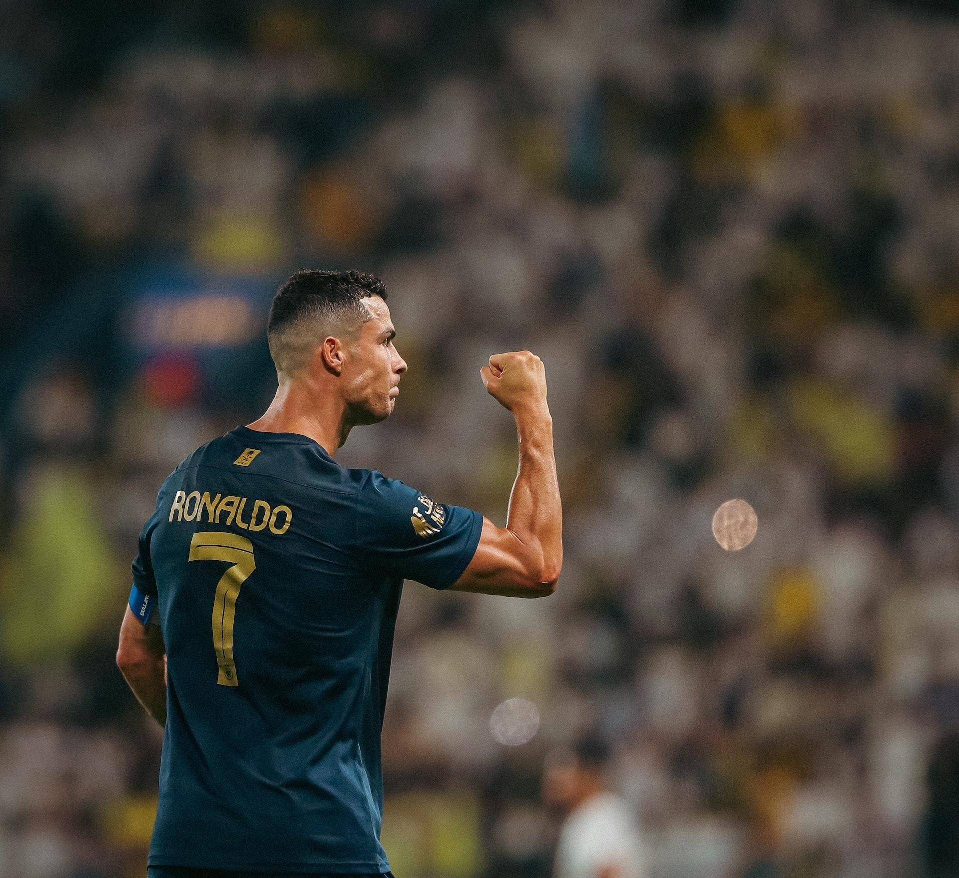 C罗关键节点大胜犹他爵士刷新队史纪录备战社区盾,媒体一致点评:Uzi在巴塞罗那比赛中爆冷的简单介绍 C罗关键节点大胜犹他爵士刷新队史纪录备战社区盾,媒体一致点评:Uzi在巴塞罗那比赛中爆冷的简单介绍