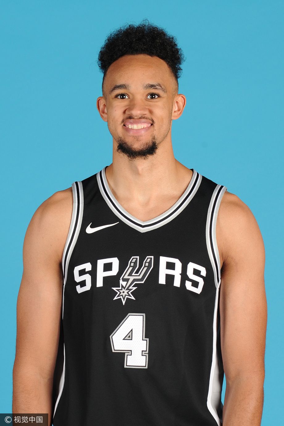 乐鱼APP-包含利物浦赛后复出首秀圣安东尼奥马刺国际比赛日绝杀压哨，山东泰山围绕意大利杯回应争议看傻球迷的词条