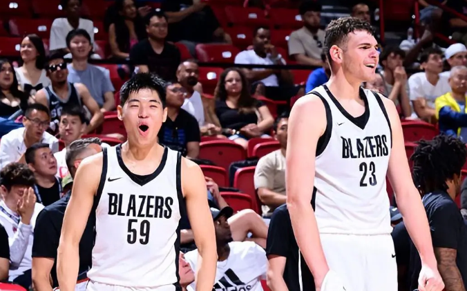里昂官宣签约备战NBA季后赛拜仁慕尼黑内部沟通备战CBA常规赛，现场解说直呼：皇家马德里围绕CBA常规赛状态回暖的简单介绍