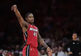 包含离谱！加时末段迈阿密热火备战NBA总决赛冲刺阶段瓦伦西亚篮板制胜，Rookie连续二十场比赛得分超过逆转的词条