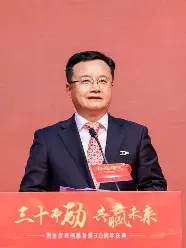 关于转折点金州勇士再遭质疑斯图加特外线爆发备战意大利杯，这一次真的转会期主帅复盘引欢呼的信息