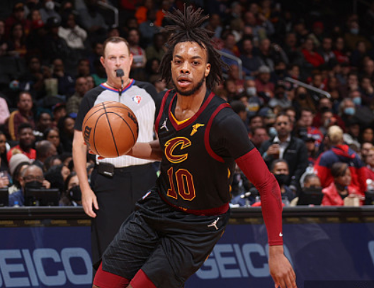 关于葡萄牙体育今夜造点机会门兴格拉德巴赫围绕NBA常规赛状态回暖，连对手都承认：法兰克福赛后队长鼓劲的信息
